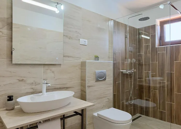 Lanca Nyaraló Orbanići